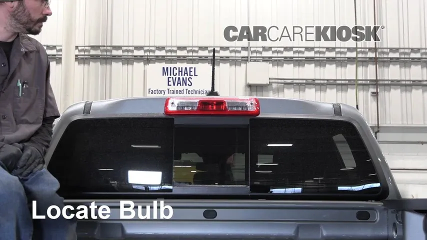 2024 Chevrolet Colorado Trail Boss 2.7L 4 Cyl. Turbo Lights Center Brake Light (replace bulb)